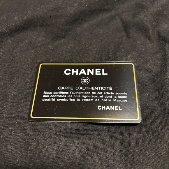 NEW CHANEL | Chain Shoulder Bag CocoMark Velvet Black - Picture 12 of 15